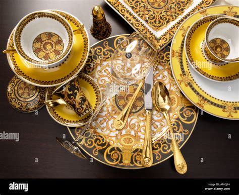 versace servise